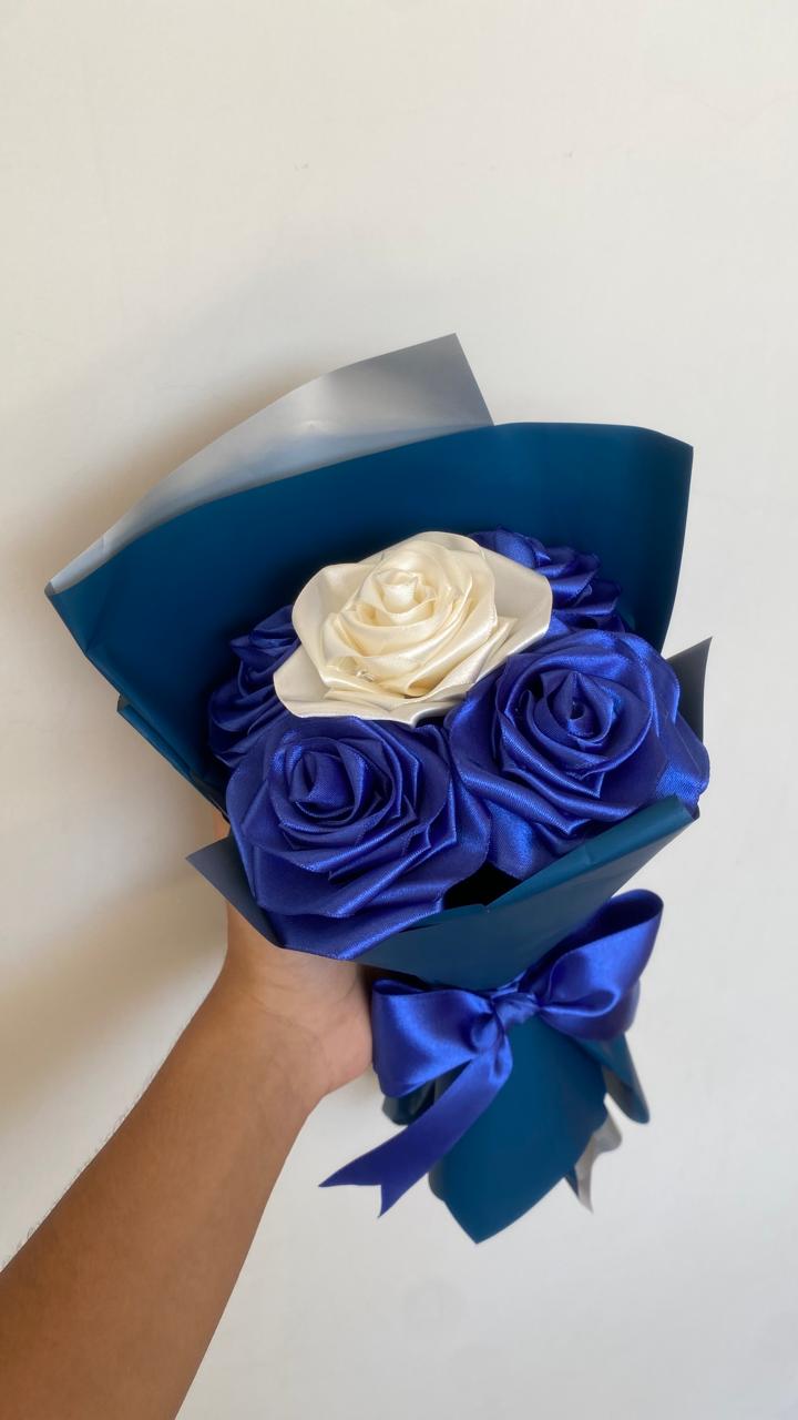 Buquê 5 Flores