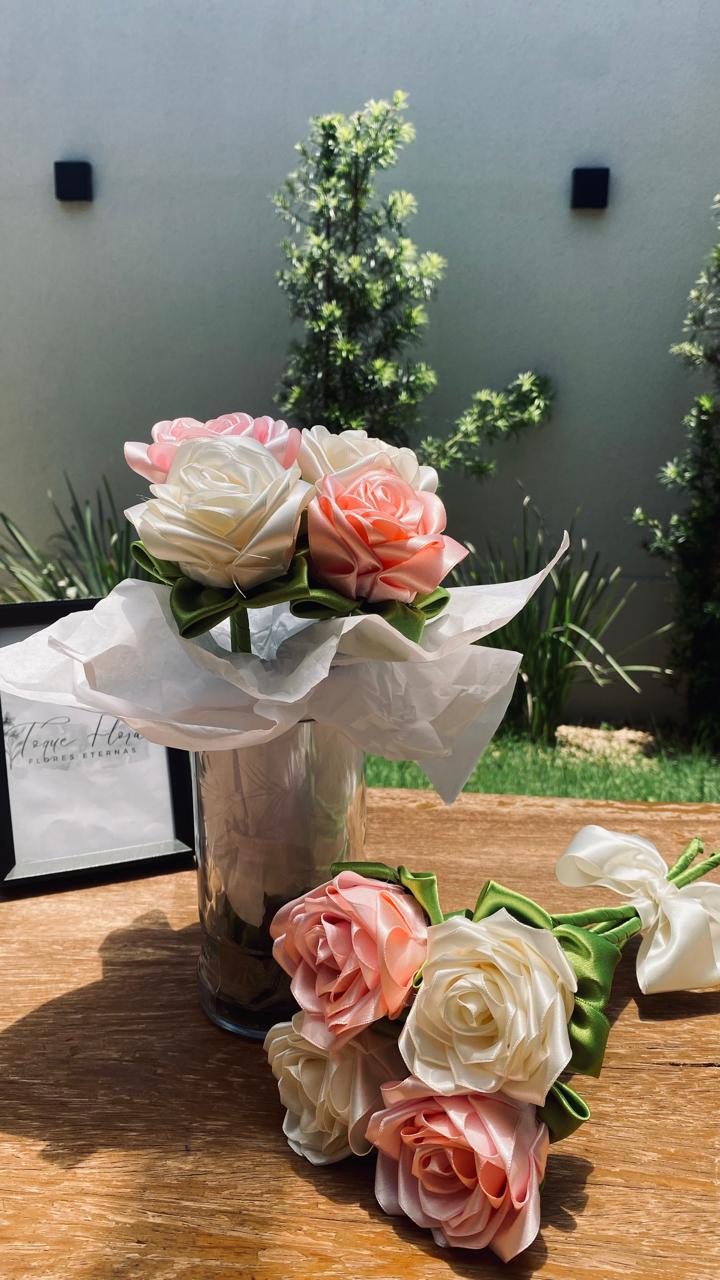 Rosas de Cetim